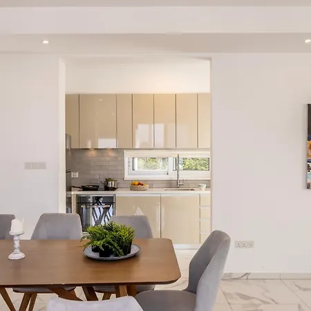 Milos Lifestyle H30 Protaras