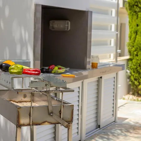 Milos Lifestyle H30 * Protaras